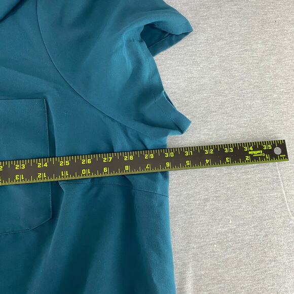 FIGS Technical Collection Scrub Top Green V-Neck Pocket Womens 6XL‎ - Picture 7 of 7